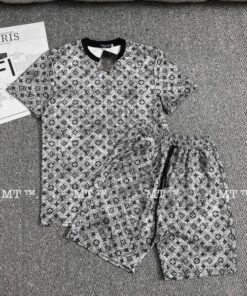 New Arrival Luxury Brand Unisex T-shirt Gift Hot  Max08356