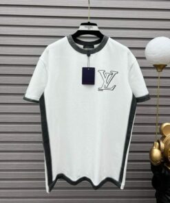 Hot Brand L Luxury T-Shirt HD1029