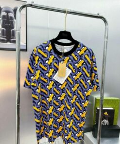 Limited Edition Luxury Brand Unisex T-shirt Hot Gift  LIT1019