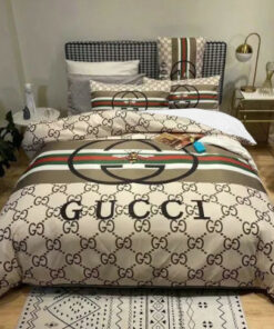 Bee Big Logo In Monogram Background With Stripe Duvet Cover Set