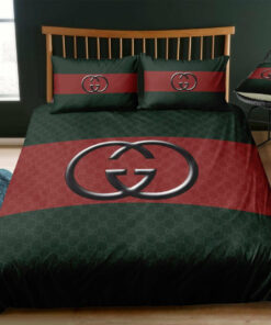 Logo In Red And Green Background Bedding Set Queen