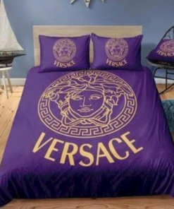 Big Logo In Purple Background Bedding Set Queen