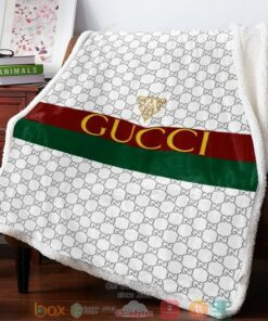 Luxury Brand Red Green Lien Hive Pattern White Fleece Blanket