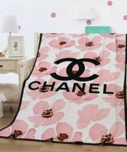 Chanel Pinky Flowers Fashion Luxury Brand Blanket Fleece Comfortable Blanket LVT00130