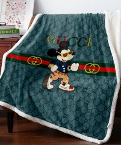 Luxury Brand Mickey Mouse Fashion Luxury Premium Blanket Fleece Home Decor LVT00185