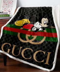 Luxury Brand Mickey Mouse Fashion Luxury Premium Blanket Fleece Home Decor1 LVT00219