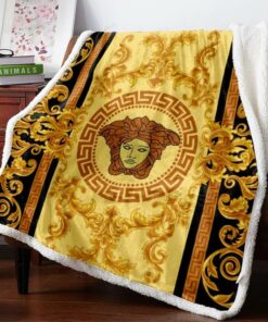 Logo Fashion Luxury Brand Premium Blanket Fleece Home Decor LVT00223