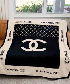 Chanel Logo Luxury Brand Premium Blanket Fleece Home Decor LVT01007