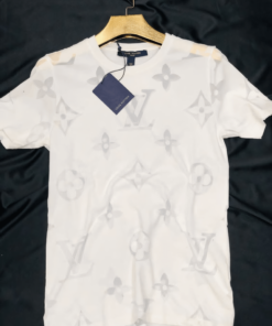 Limited Edition Luxury Brand Unisex T-shirt Hot Gift   PN1904L23051