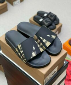 Limited Edition  Unisex Slippers PEA345538