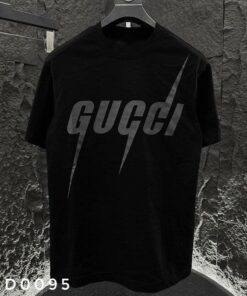 New Arrival  Luxury Brand Unisex T-Shirt Gift PEA345825